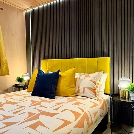 Stunning Secret Studio - Beach Retreat - Sleeps 4 Bournemouth Exterior photo